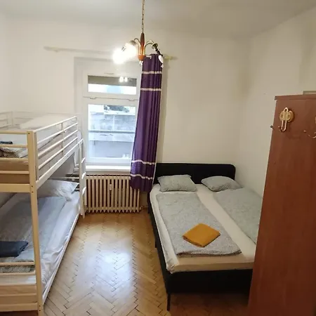 Budget Retro Apar Price Апартаменты Братислава